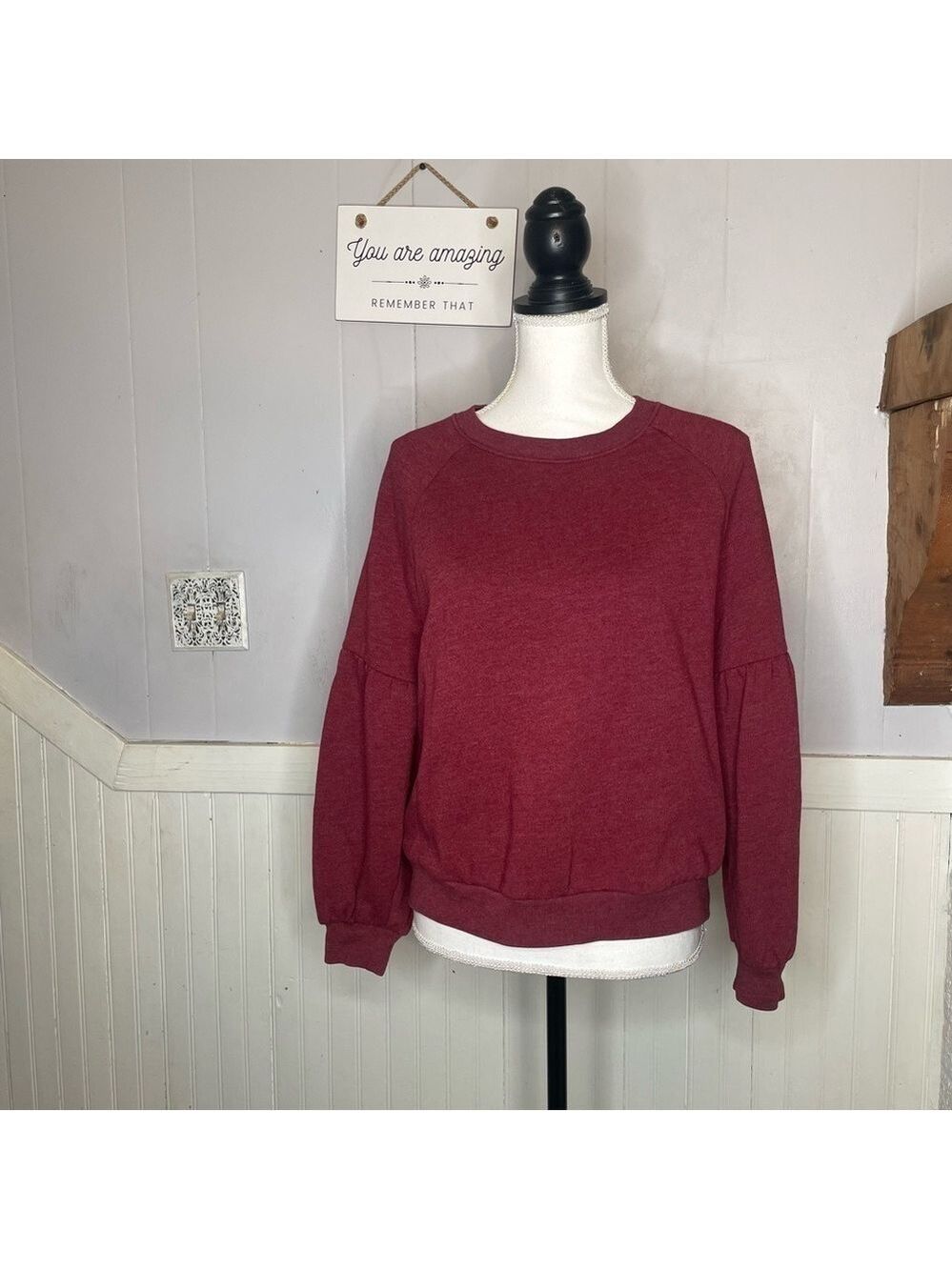 Aerie Crew Neck Sweatshirt – Size Medium